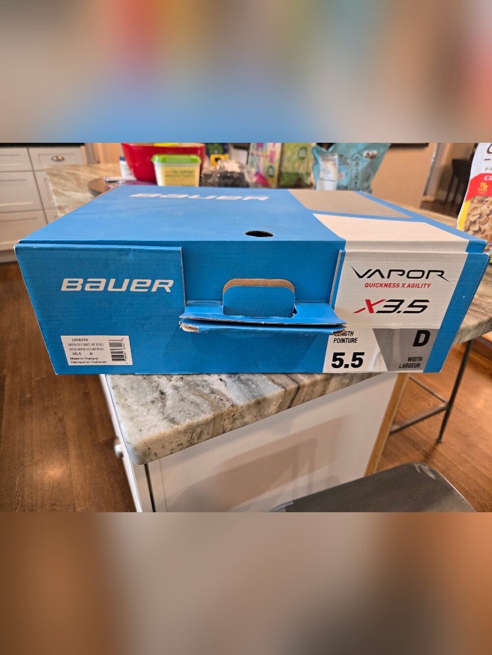 Bauer Vapor X3.5 Hockey Ice Skates NEW In Box Youth Size 5.5 D